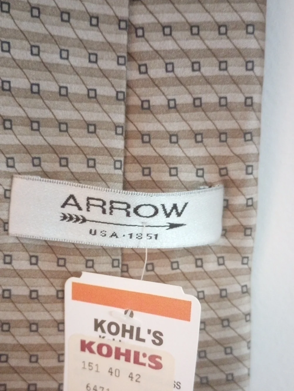 Arrow 100% Silk Men's Tan Geometric Tie